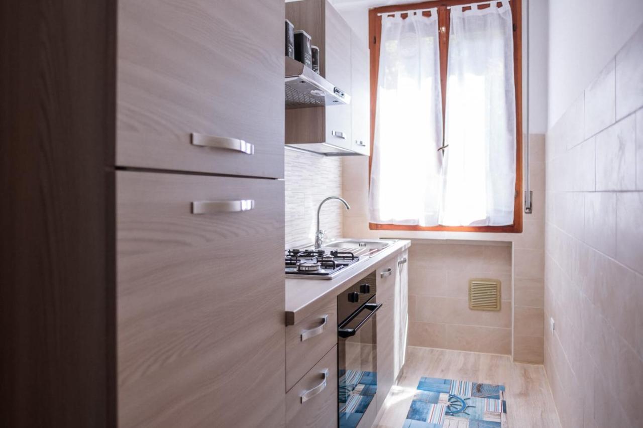 Appartamento Con Parcheggio E Aria Condizionata Lerici Exterior foto